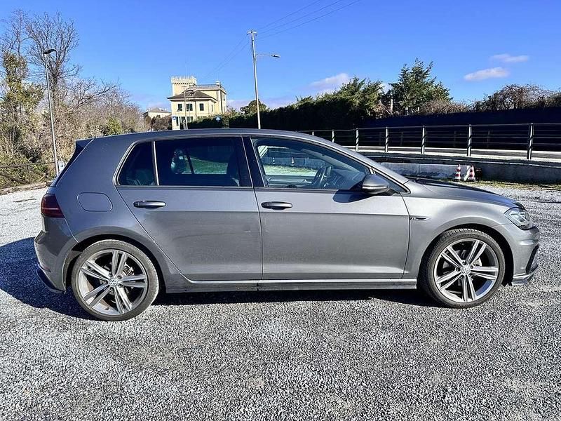 Usata VW Golf VII Highline 116 CV (85 kW) 2017 Berlina