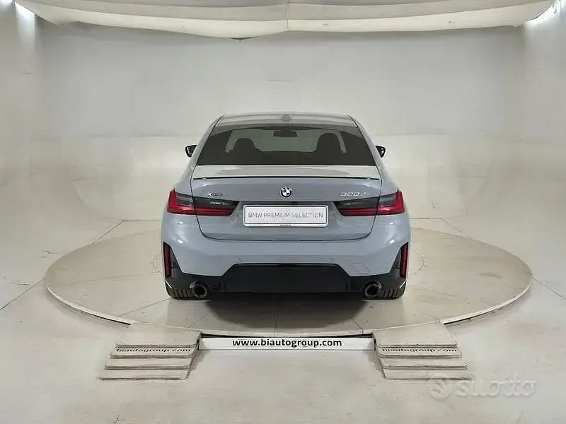 Usata BMW 320e 190 CV (139 kW) 2025 Grigio Berlina