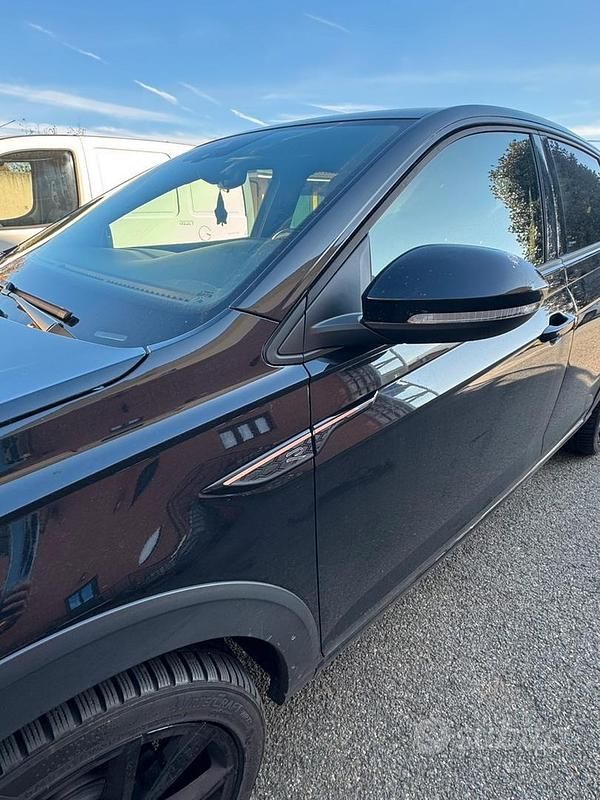 Usata VW Taigo R-line 110 CV (80 kW) 2023 Nero SUV