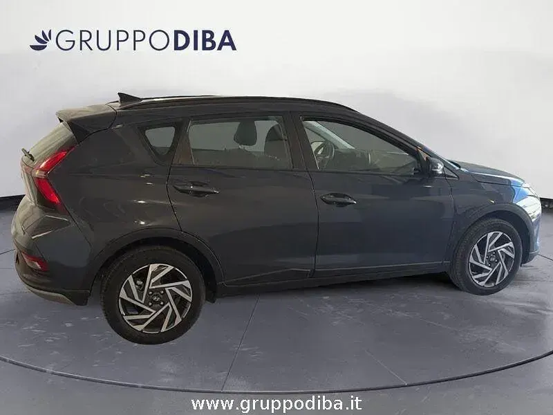 Usata Hyundai Bayon 101 CV (74 kW) 2025 Grigio SUV