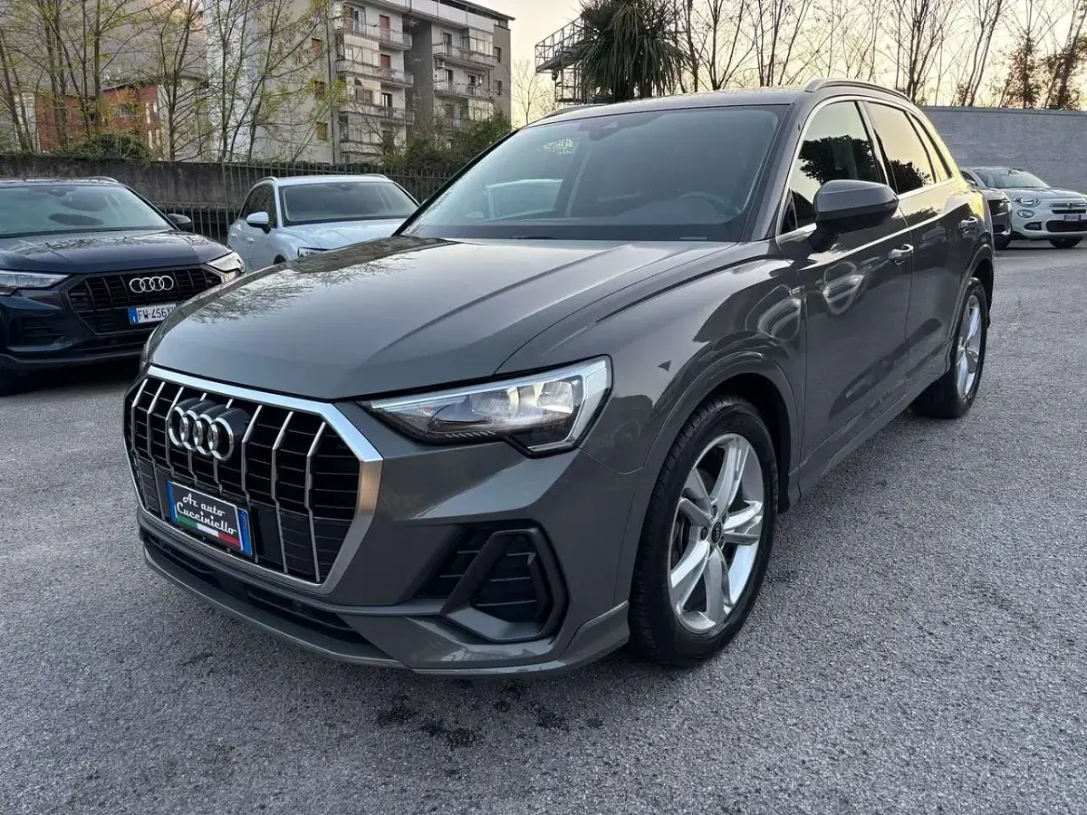 Usata Audi Q3 S-Line 150 CV (110 kW) 2022 Grigio corcos SUV