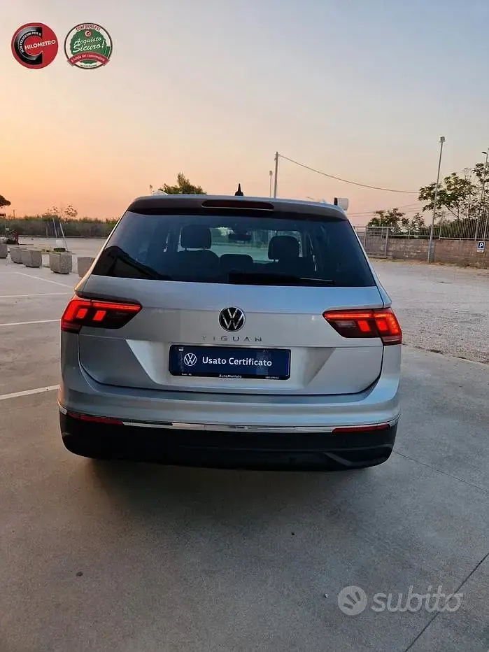 Usata VW Tiguan Life 150 CV (110 kW) 2023 Grigio SUV