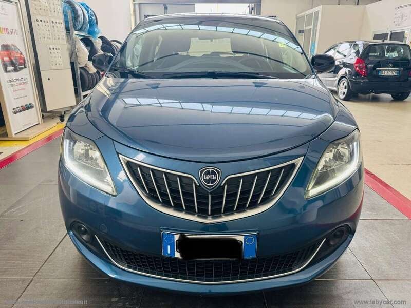 Usata Lancia Ypsilon Silver 69 CV (50 kW) 2021 Other Utilitaria