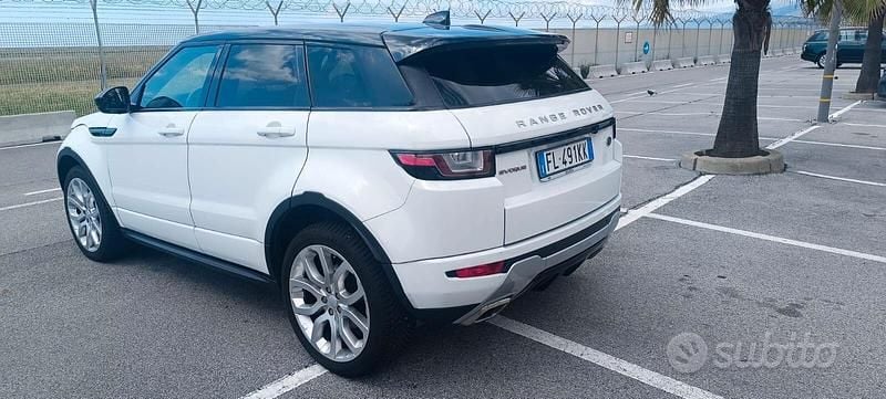 Usata Land Rover Range Rover evoque HSE 150 CV (110 kW) 2017 Bianco SUV