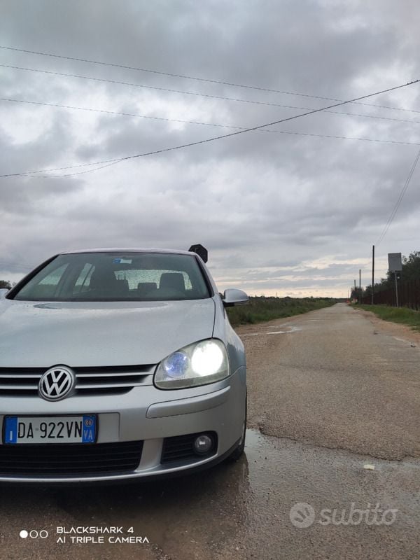 Usata VW Golf V 115 CV (84 kW) 2006 Grigio Utilitaria