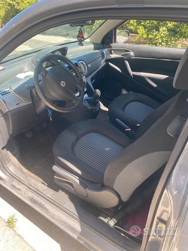 Usata Lancia Ypsilon 2008 Grigio Utilitaria