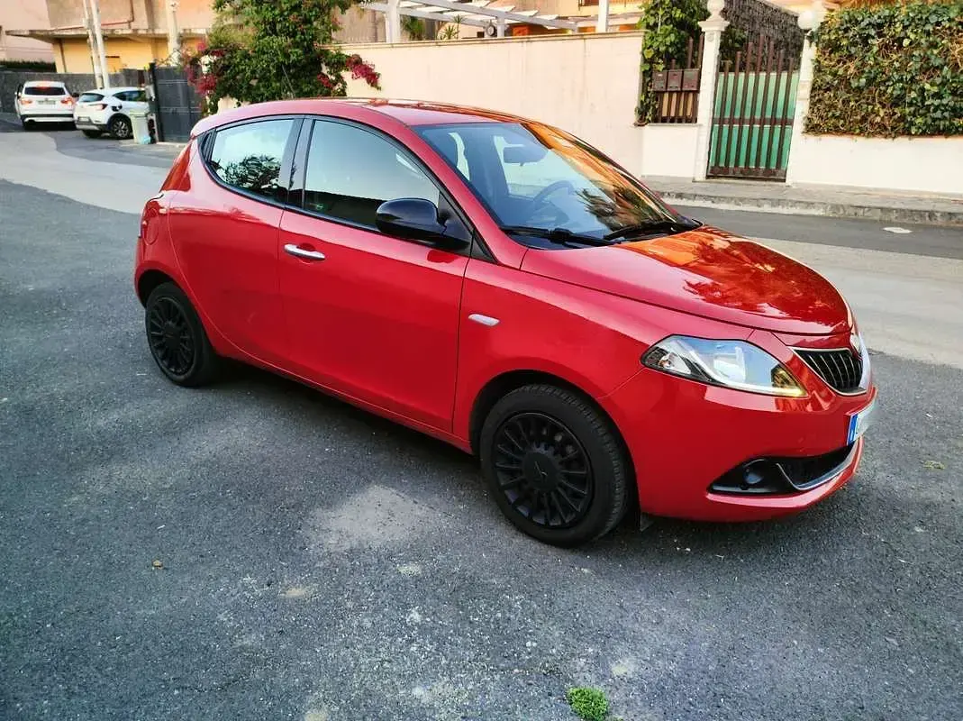 Usata Lancia Ypsilon Silver 69 CV (50 kW) 2022 Utilitaria