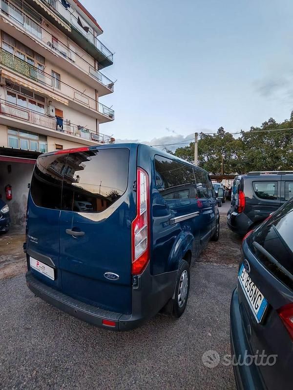 Occasion Ford Transit Custom 131 ch (96 kW) 2017 Bleue Monospace