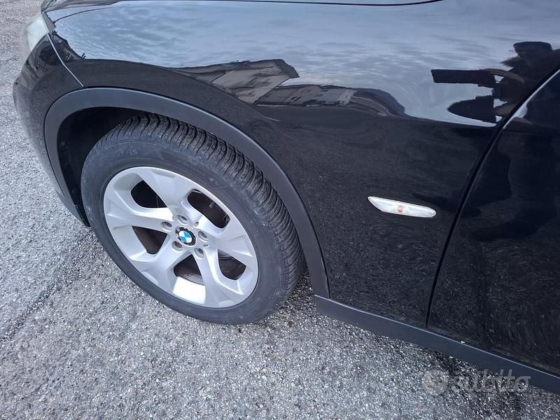 Usata BMW X1 Efficient Dynamics 143 CV (105 kW) 2011 Nero SUV