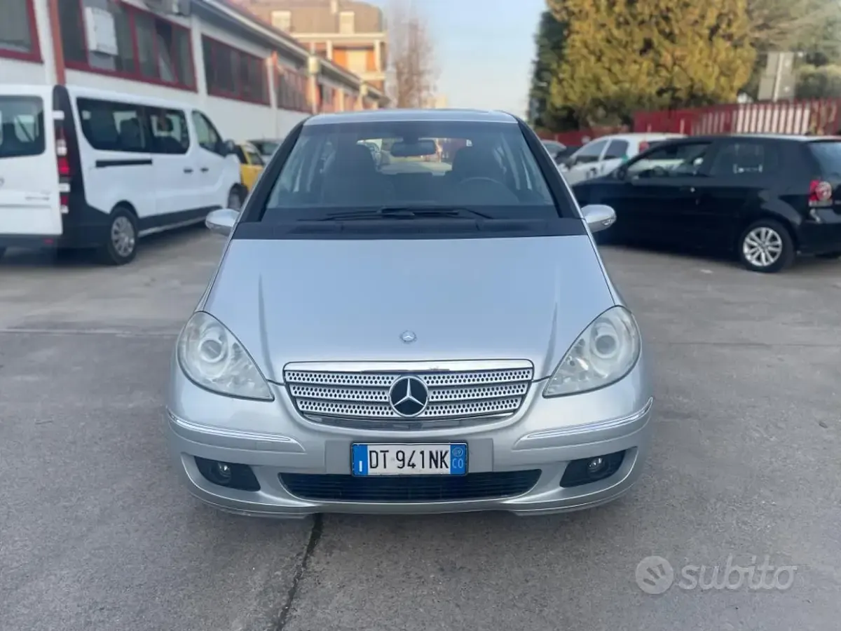 Begagnad Mercedes A170 Avantgarde 116 HK (85 kW) 2009 Vit Sportkupé