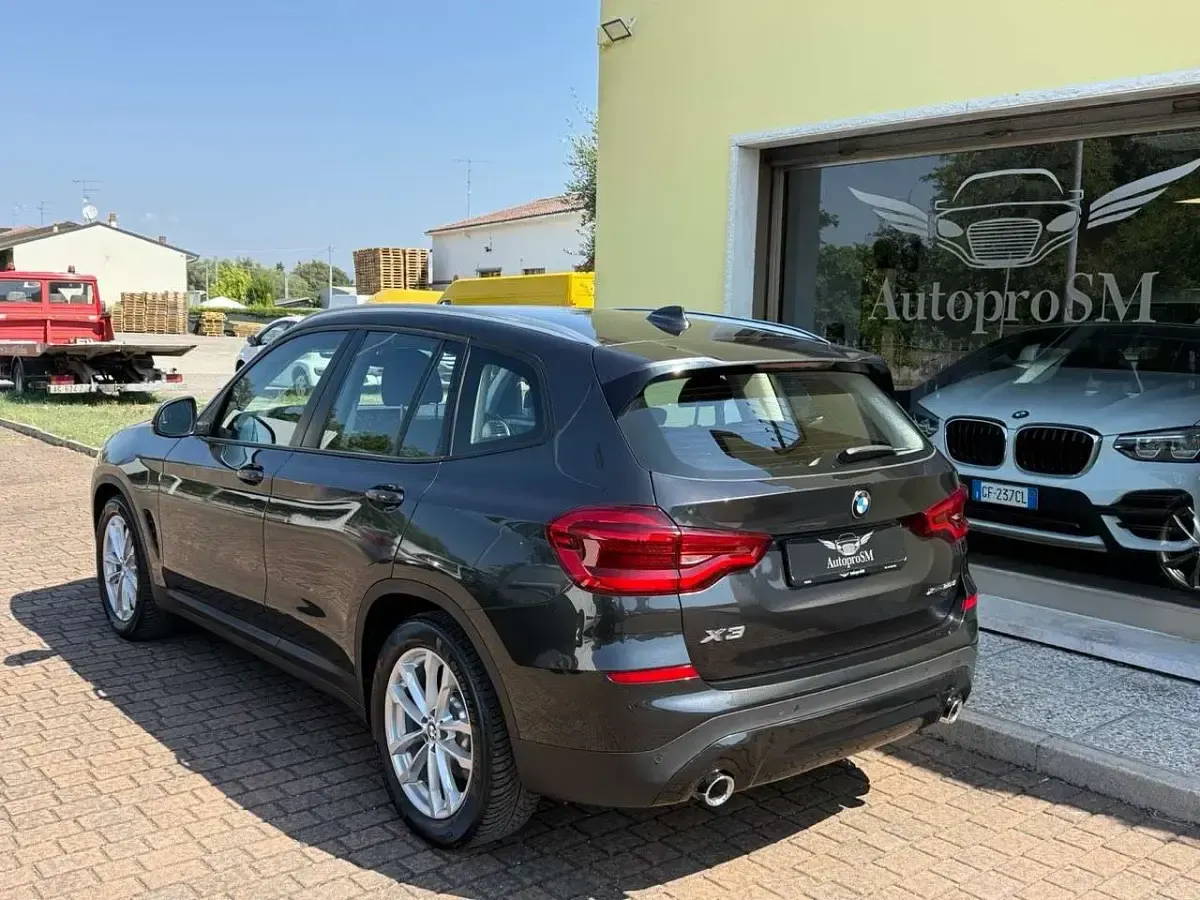 Usata BMW X3 Comfort Edition 190 CV (139 kW) 2020 Grigio SUV