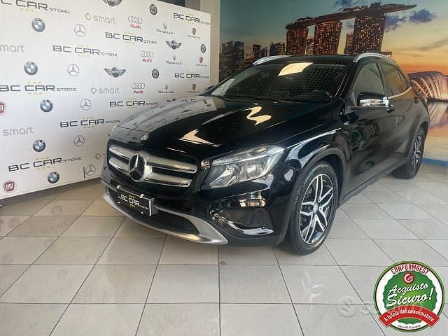Nero Usata 2016 Mercedes GLA200 SUV | 11.500 € (Ottimo prezzo) - Immagine 1/4