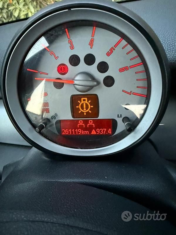 Usata Mini Cooper D Chili 109 CV (80 kW) 2007 Utilitaria