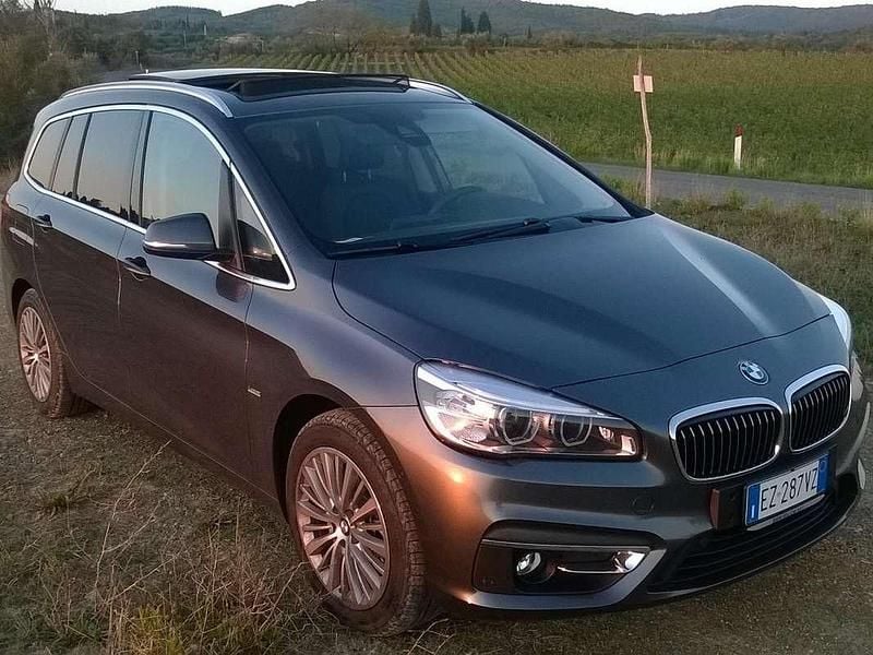 Usata BMW 218 Gran Tourer Luxury Line 150 CV (110 kW) 2015 Grigio Monovolume