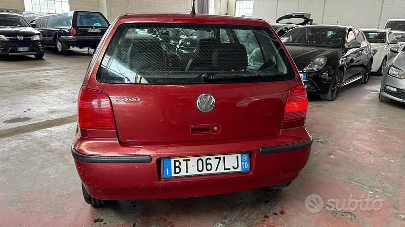 Usata VW Polo 50 CV (36 kW) 2001 Rosso Berlina