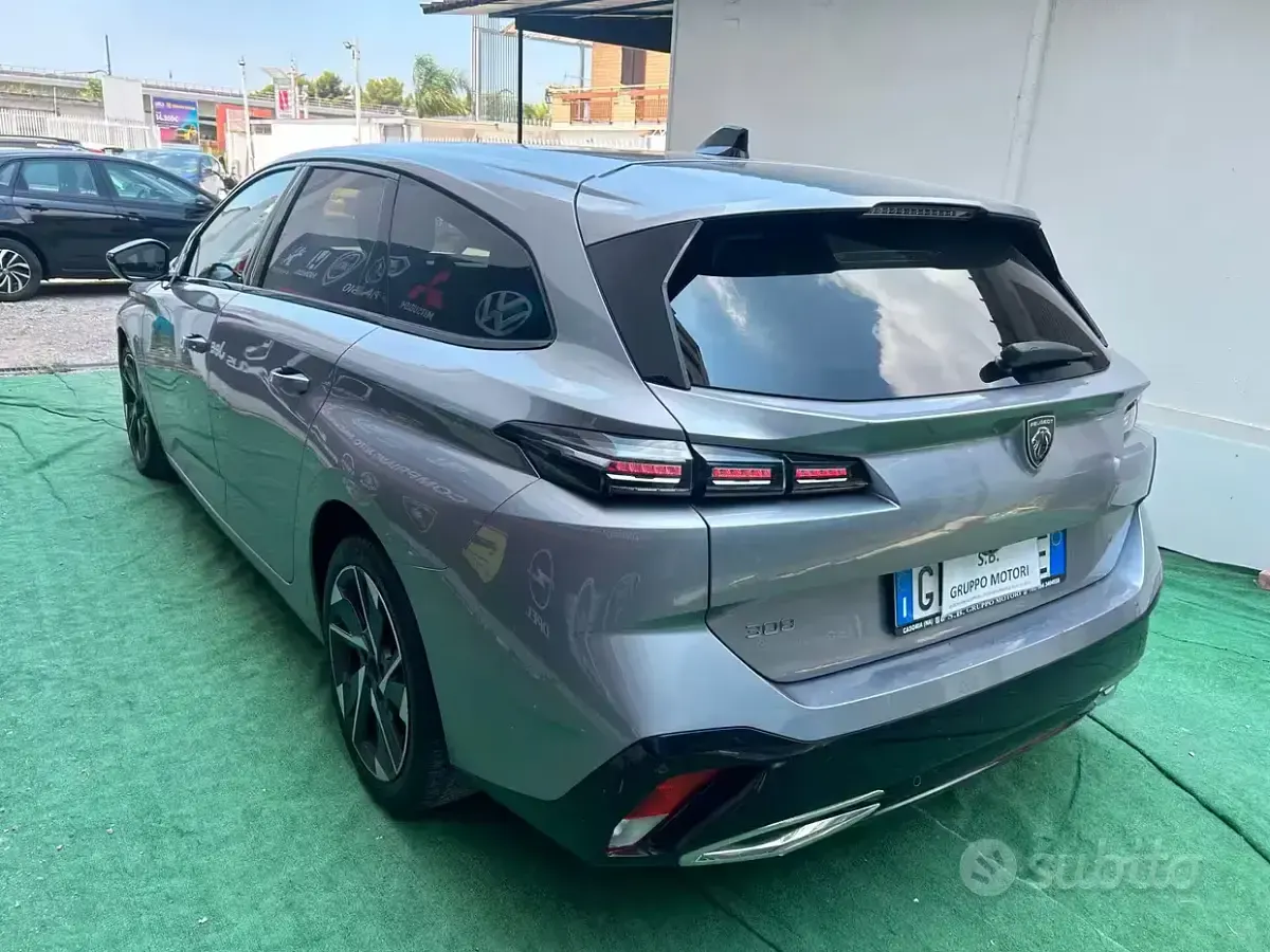 Usata Peugeot 308 Allure 131 CV (96 kW) 2024 Grigio Station wagon
