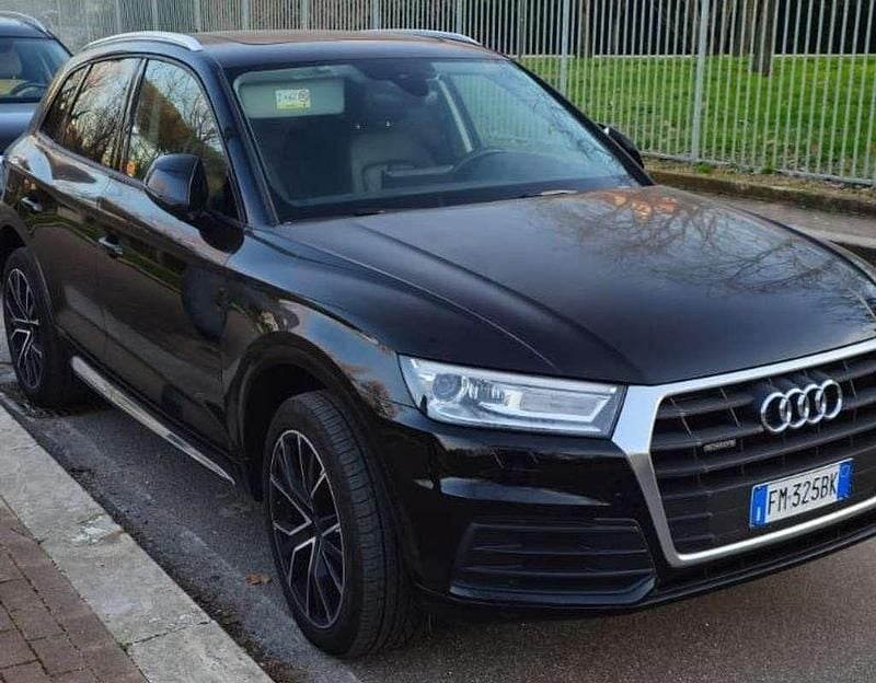 Nero Usata 2017 Audi Q5 Ambiente SUV | 24.000 € (Super prezzo) - Immagine 1/4