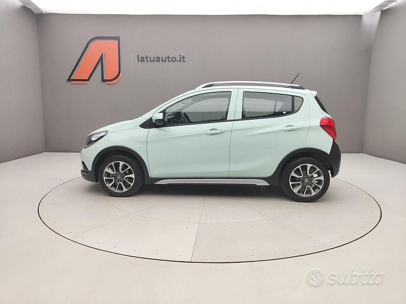 Usata Opel Karl Rocks 73 CV (53 kW) 2018 Mint green Utilitaria