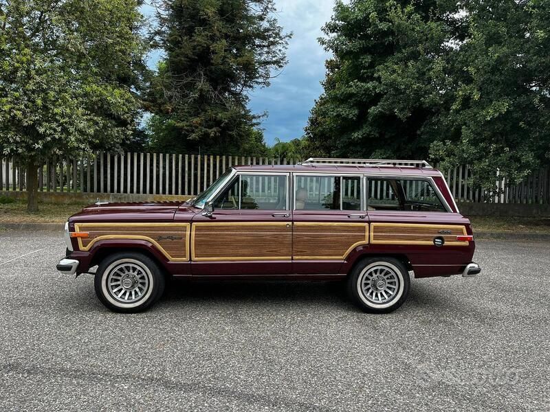 Usata Jeep Wagoneer 165 CV (121 kW) 1988 Rosso SUV
