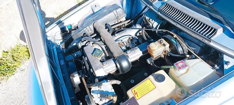 Begagnad Alfa Romeo Alfetta 130 HK (95 kW) 1985 Grå Sportkupé
