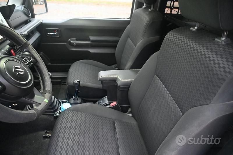 Usata Suzuki Jimny 2021 Grigio SUV