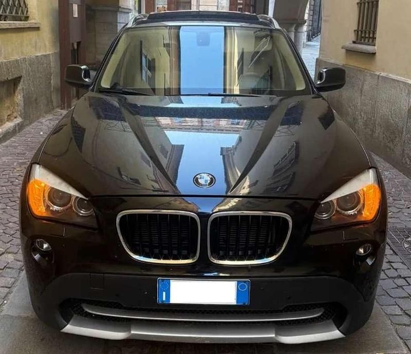 Usata BMW X1 177 CV (130 kW) 2010 Nero SUV