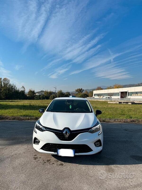 Usato 2023 Renault Clio 1.5 Diesel 100 CV (19.500 €)