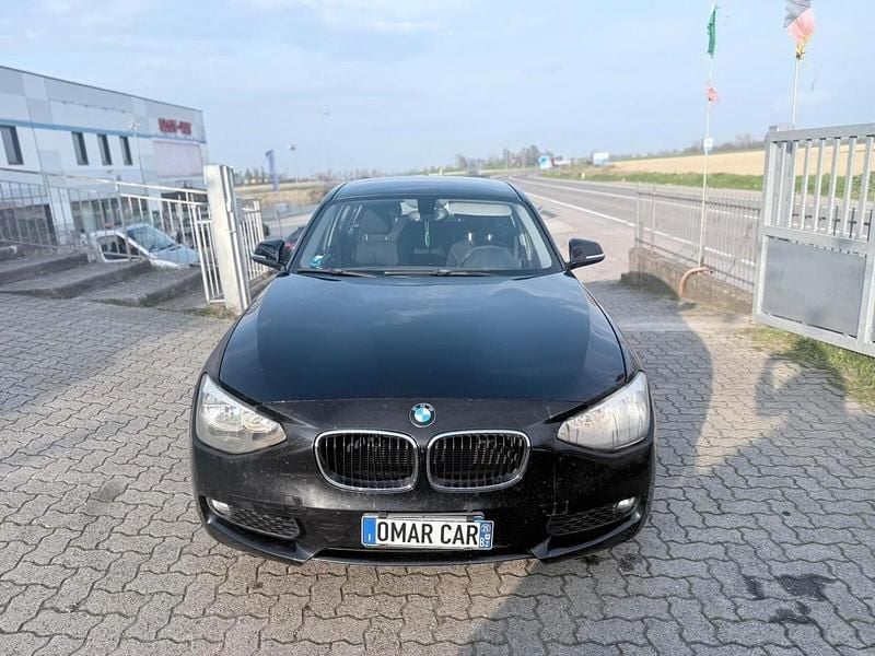 Usata BMW 116 115 CV (84 kW) 2012 Nero Utilitaria