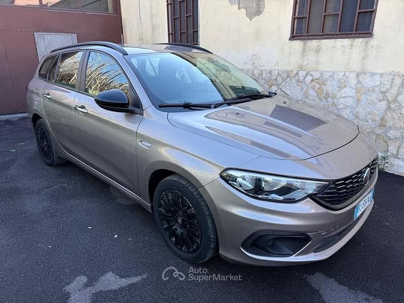 Usata Fiat Tipo Business 120 CV (88 kW) 2017 Marrone Station wagon