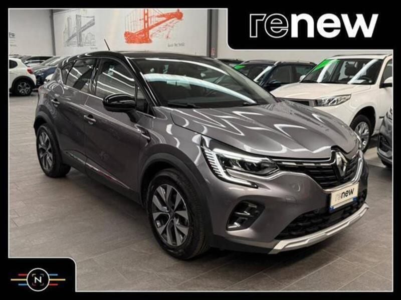 Grigio Usata 2020 Renault Captur Intens SUV | 14.800 € (Buon prezzo) - Immagine 1/2