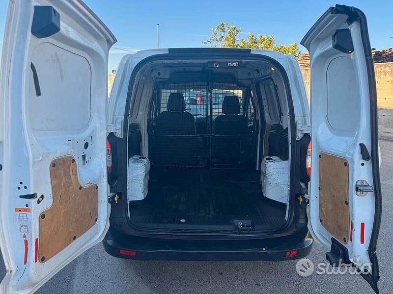 Begagnad Ford Transit 95 HK (69 kW) 2014 Vit