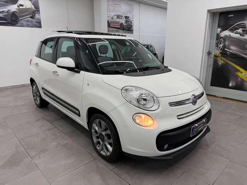 Usata Fiat 500L Lounge 105 CV (77 kW) 2015 Bianco Monovolume
