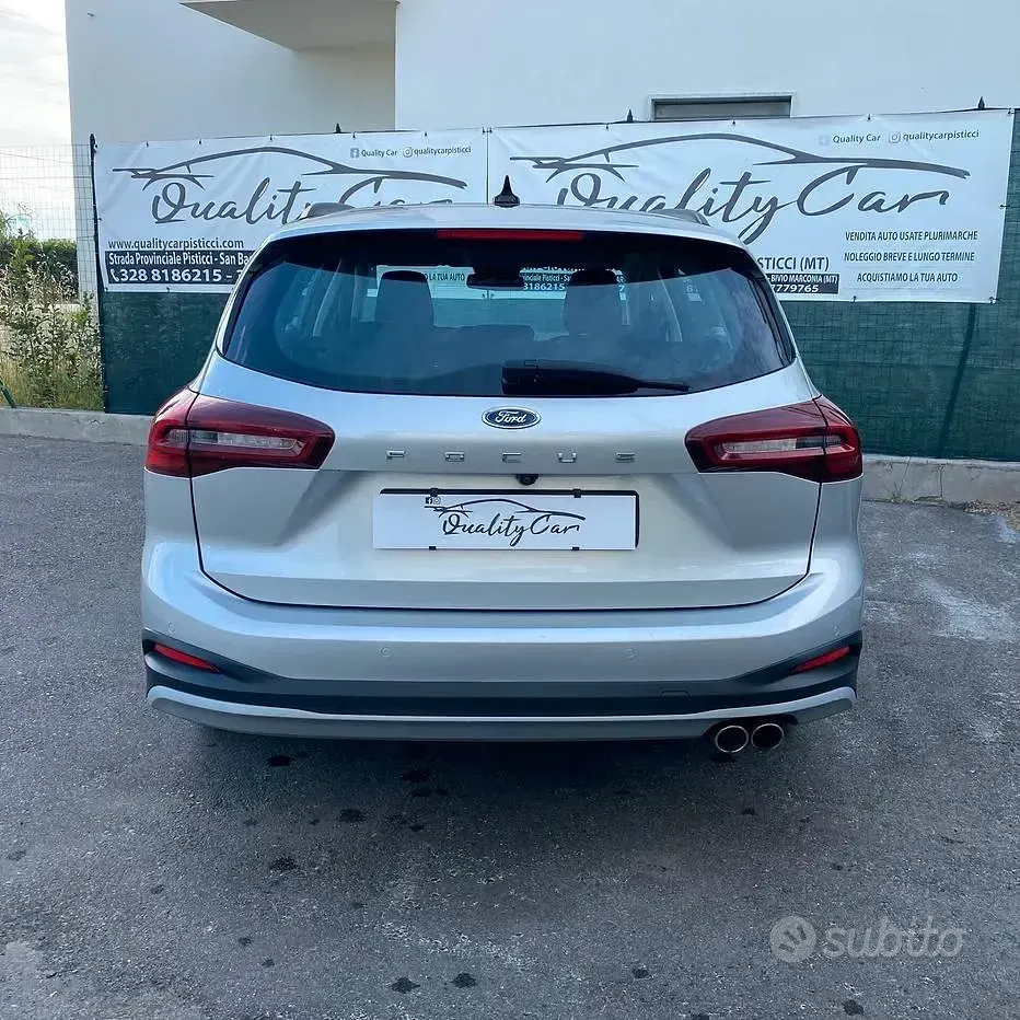 Usata Ford Focus Active 116 CV (85 kW) 2023 Grigio Station wagon