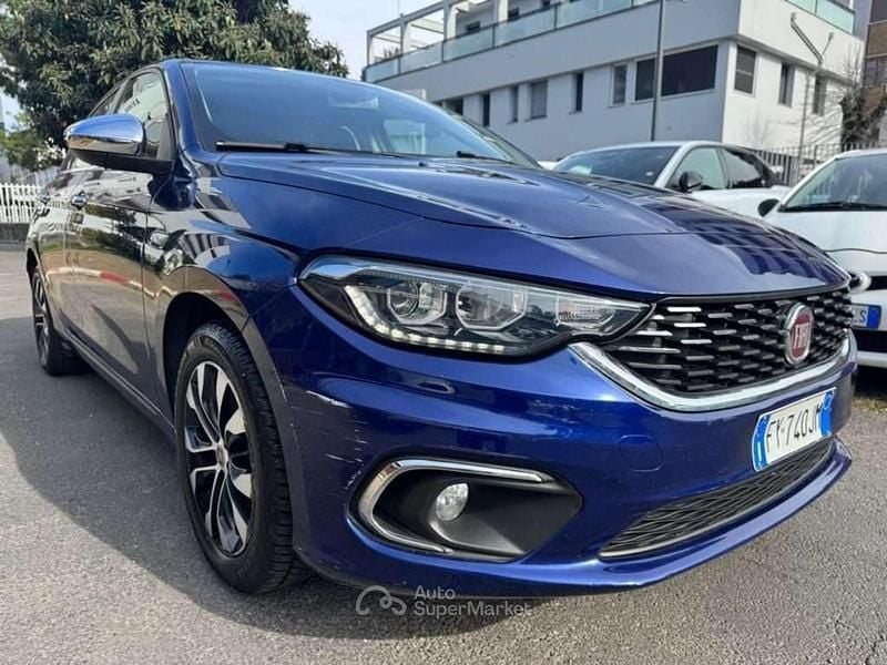Usata Fiat Tipo Lounge 95 CV (69 kW) 2019 Blu Berlina