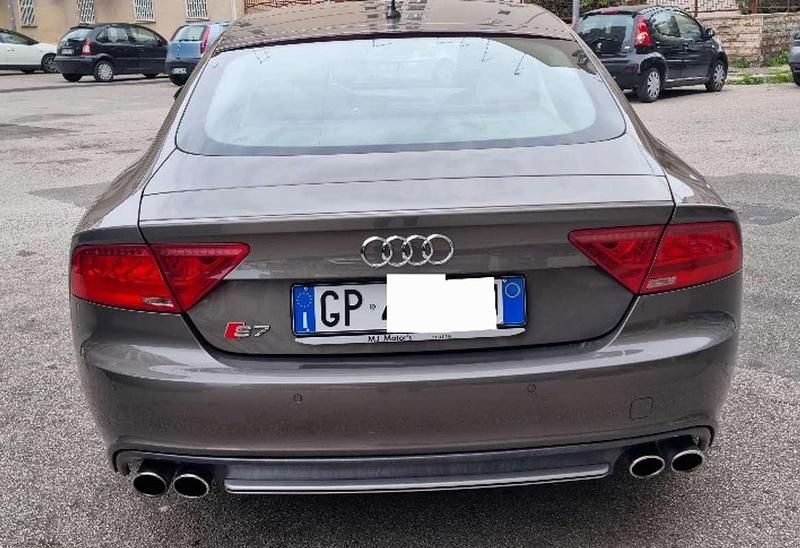 Usata Audi A7 Sportback Ambiente 245 CV (180 kW) 2013 Bronzo Utilitaria