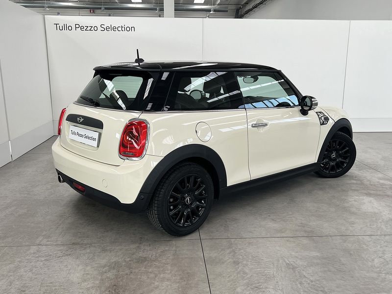 Usata Mini ONE Business 95 CV (69 kW) 2016 Pepper white pastello Utilitaria
