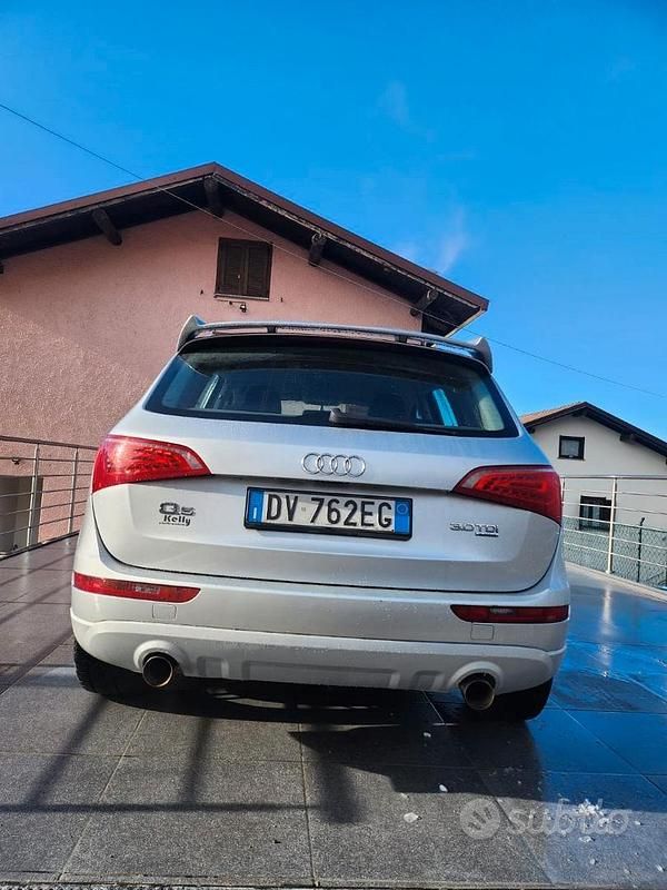 Usata Audi Q5 239 CV (175 kW) 2008 Grigio SUV