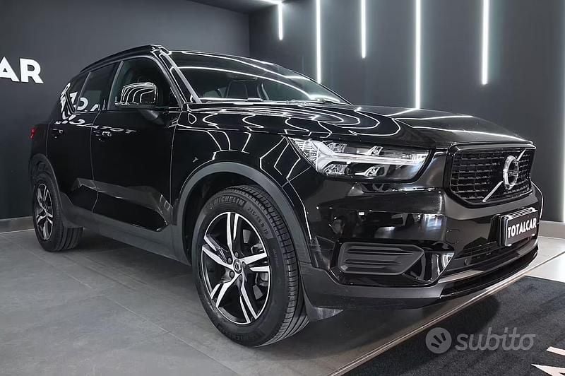 Usata Volvo XC40 R-Design 150 CV (110 kW) 2019 Nero SUV