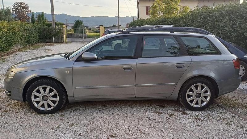 Usata Audi A4 140 CV (102 kW) 2006 Grigio Station wagon