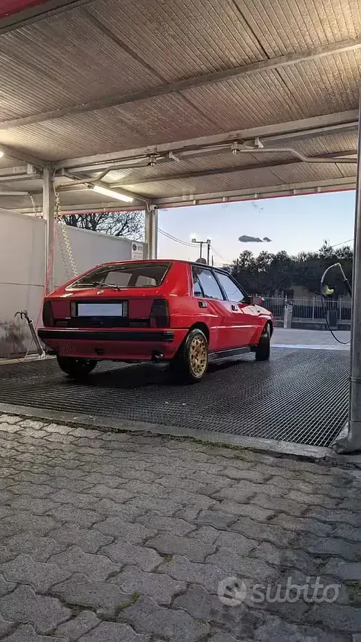 Usata Lancia 2000 181 CV (133 kW) 1988 Rosso Berlina
