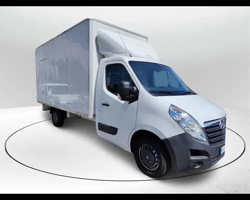 Usata Opel Movano 131 CV (96 kW) 2019 Furgone