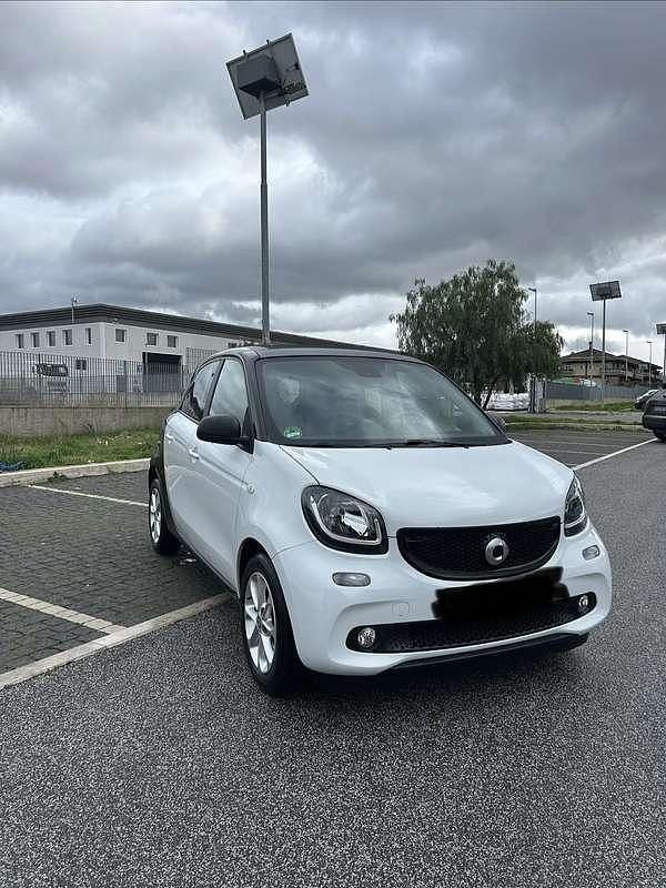 Usata Smart ForFour Passion 71 CV (52 kW) 2015 Nero Utilitaria