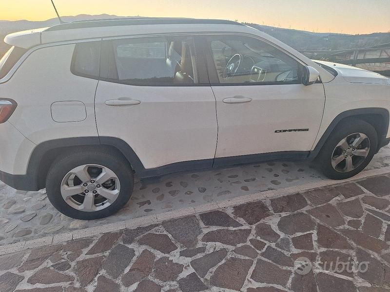 Usata Jeep Compass Longitude 140 CV (102 kW) 2018 Bianco SUV