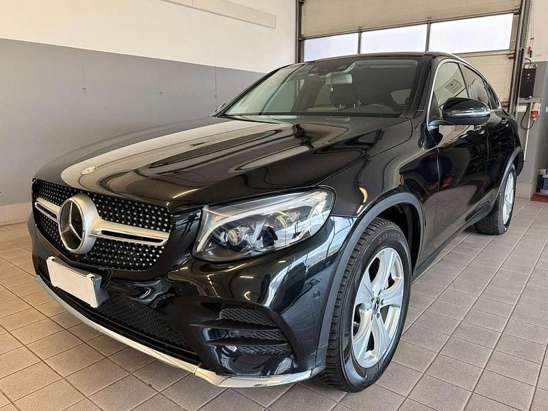 Usata Mercedes GLC250 204 CV (150 kW) 2017 Nero Coupé