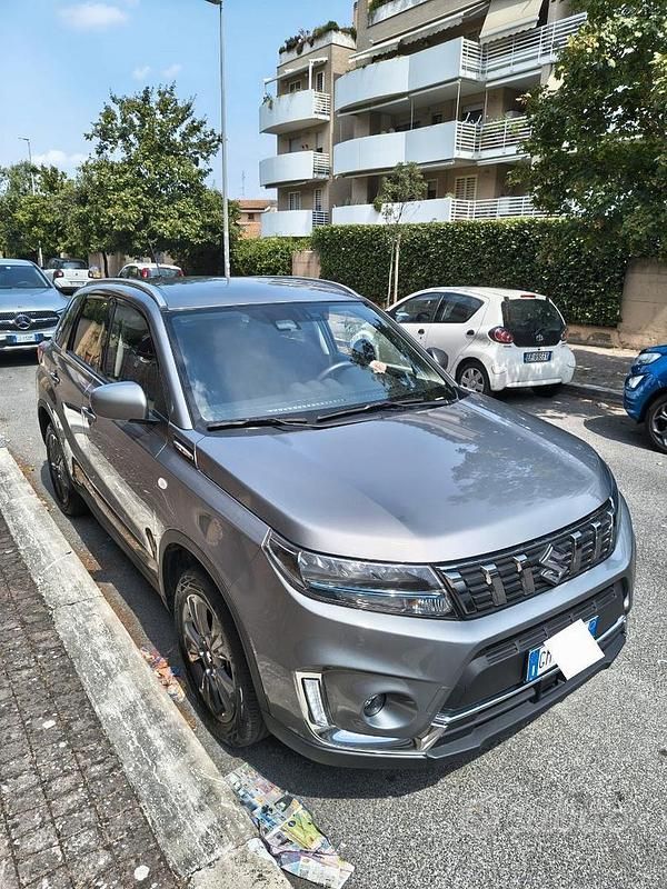 Usata 2023 Suzuki Vitara Cool SUV | 17.800 € (Ottimo prezzo) - Immagine 1/4