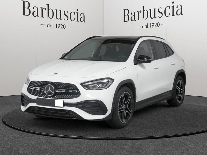 Bianco Usata 2023 Mercedes GLA200 Premium SUV | 39.900 € (Buon prezzo) - Immagine 1/4