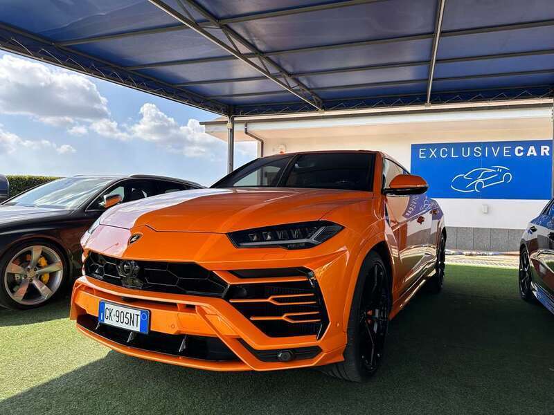 Usato 2022 Lamborghini Urus 4.0 Benzin 650 CV (329.997 €)