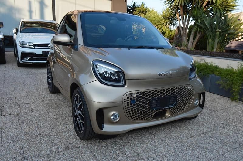 Usata Smart ForTwo Electric Drive Prime 40 kW (55 CV) 2021 Oro Berlina