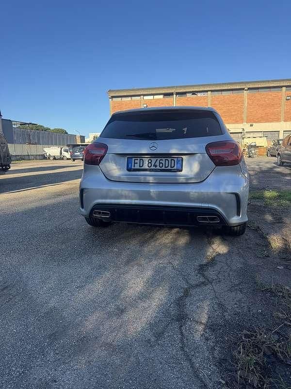 Usata Mercedes A180 Business 109 CV (80 kW) 2016 Berlina
