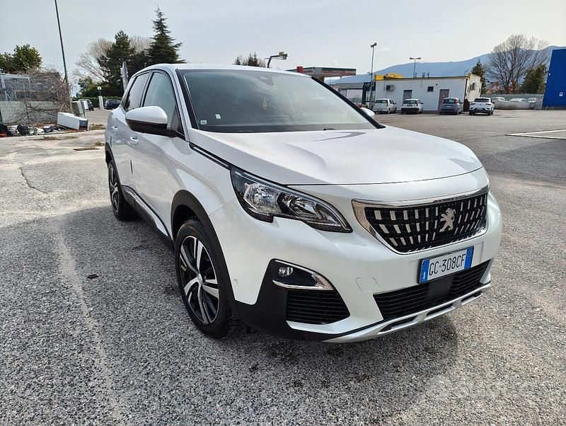 Usata Peugeot 3008 Allure 131 CV (96 kW) 2020 Bianco SUV